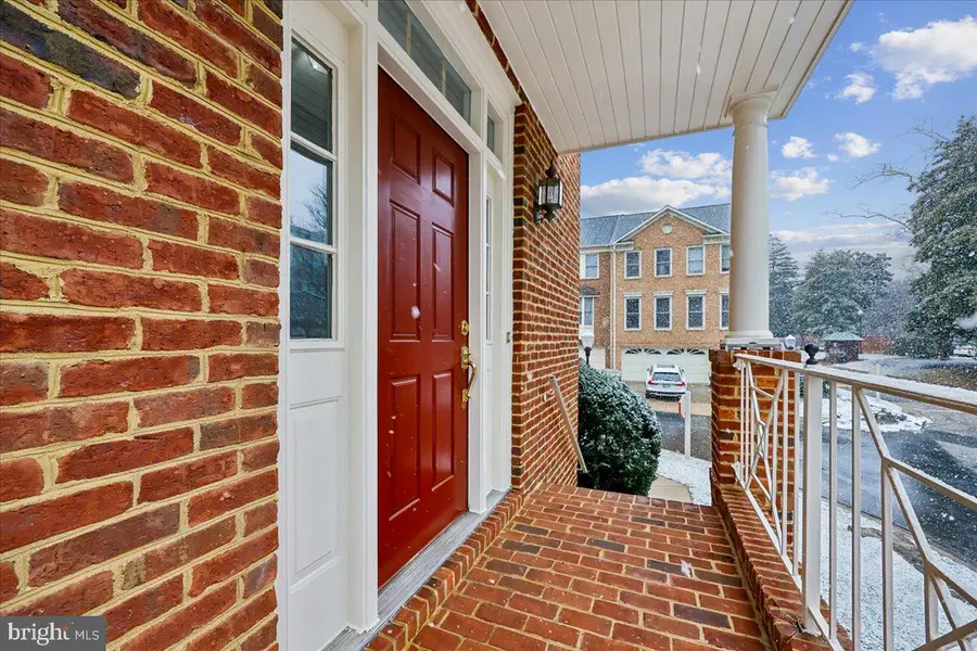 9725 Whitley Park Pl #th-6, Bethesda, MD 20814 - #2
