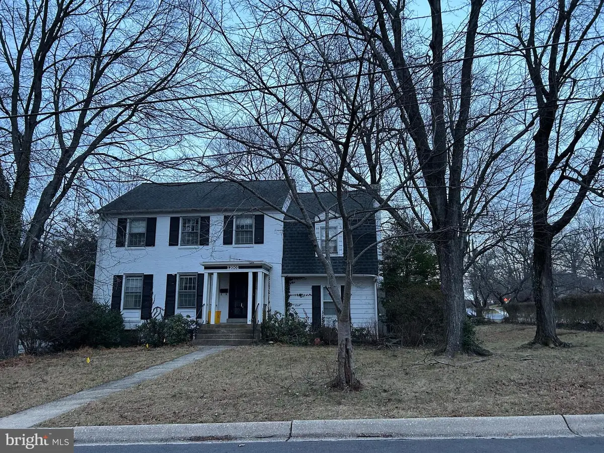 12001 Whippoorwill Ln, Rockville, MD 20852 - #1