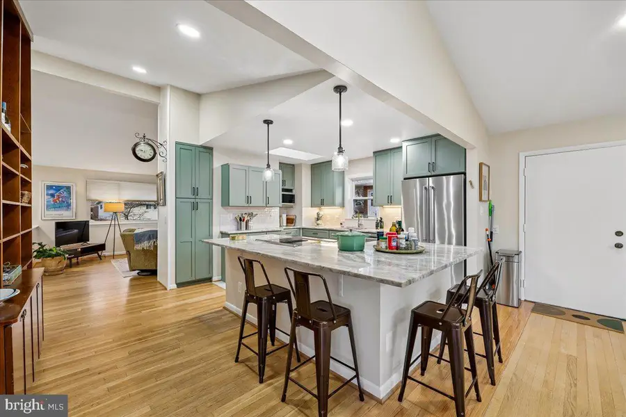 11403 Fairoak Dr, Silver Spring, MD 20902 - #3