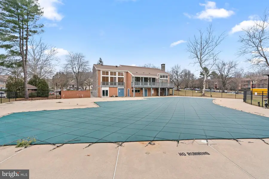 18200 Chalet Dr #2-78, Germantown, MD 20874 - #3