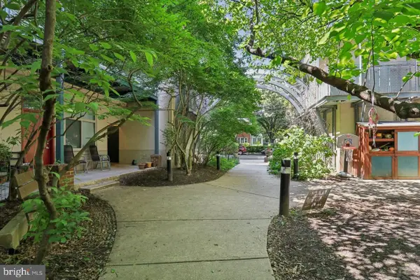 7981 Eastern Ave #211, SILVER SPRING, MD 20910