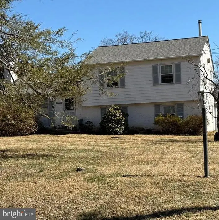 20909 Brooke Knolls Rd, Gaithersburg, MD 20882 - #3