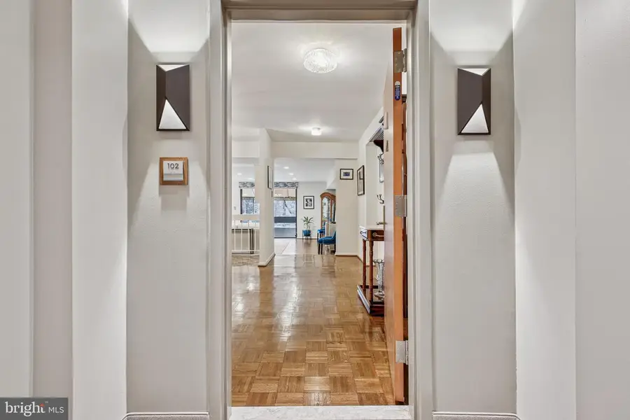 4982 Sentinel Dr #14-102, Bethesda, MD 20816 - #2