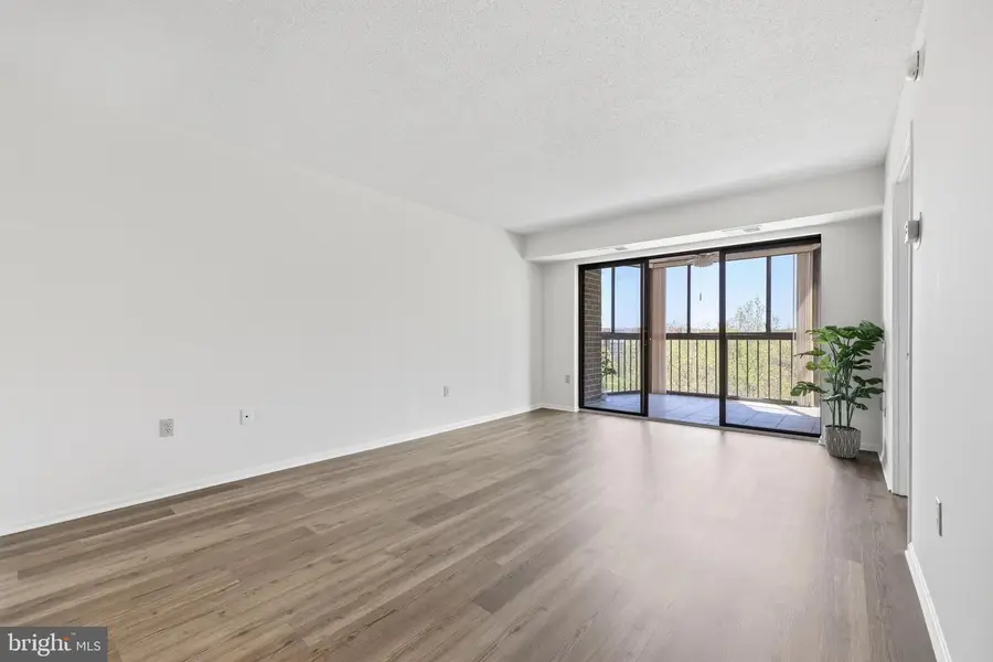 15107 Interlachen Dr #2-1006, Silver Spring, MD 20906 - #2