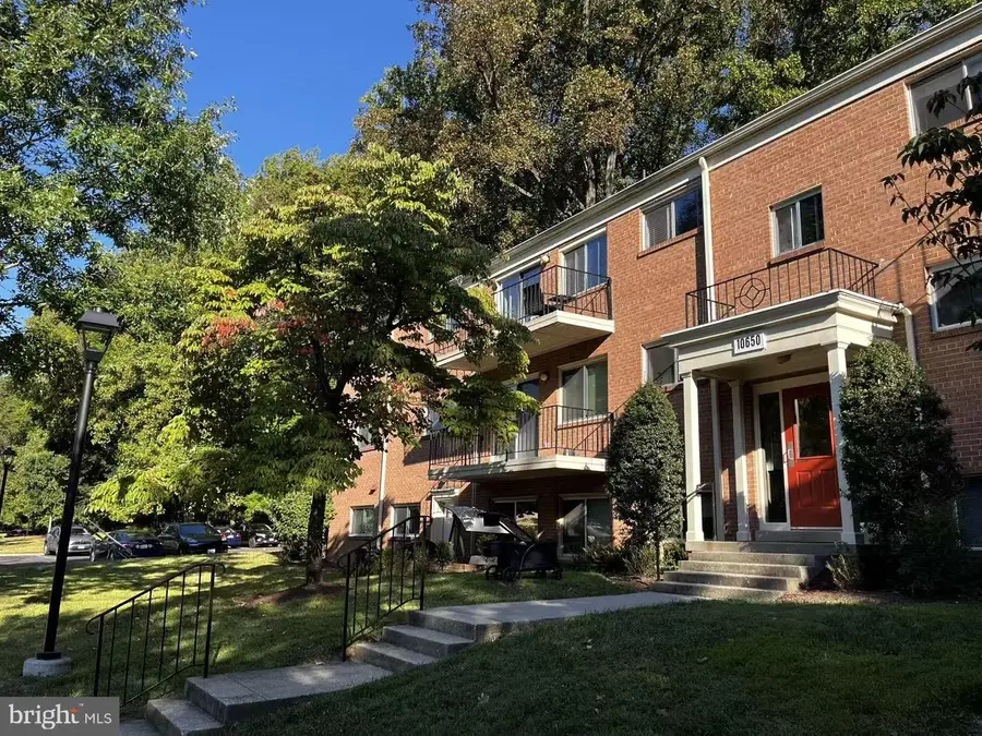 10650 Weymouth St #201, Bethesda, MD 20814 - #2