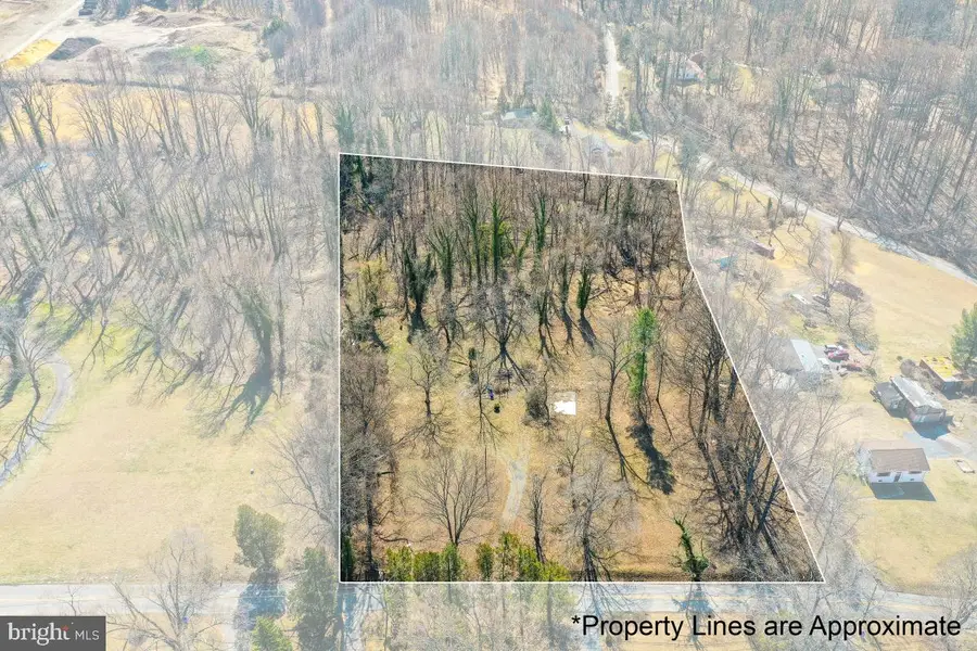 18465 Brooke Rd, Sandy Spring, MD 20860 - #2