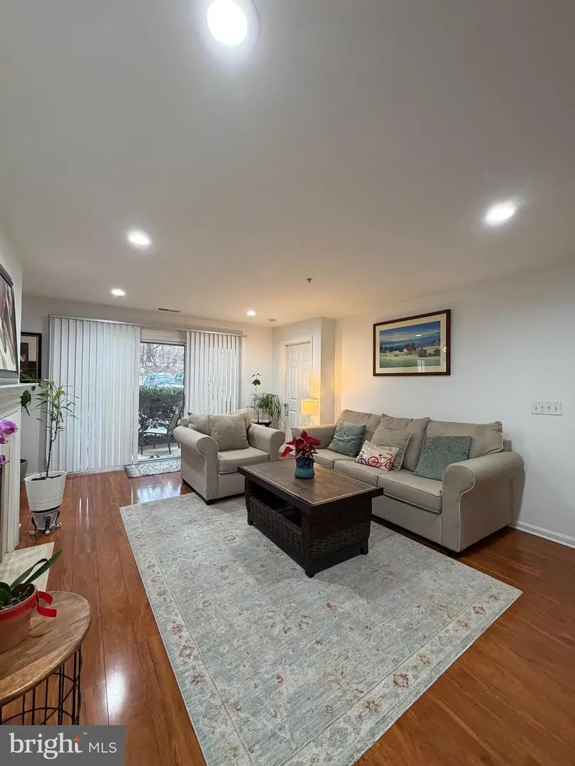 111 Timberbrook Ln #104, Gaithersburg, MD 20878 - #3