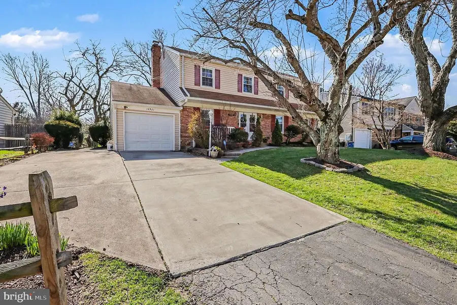 14921 Bauer Dr, Rockville, MD 20853 - #2