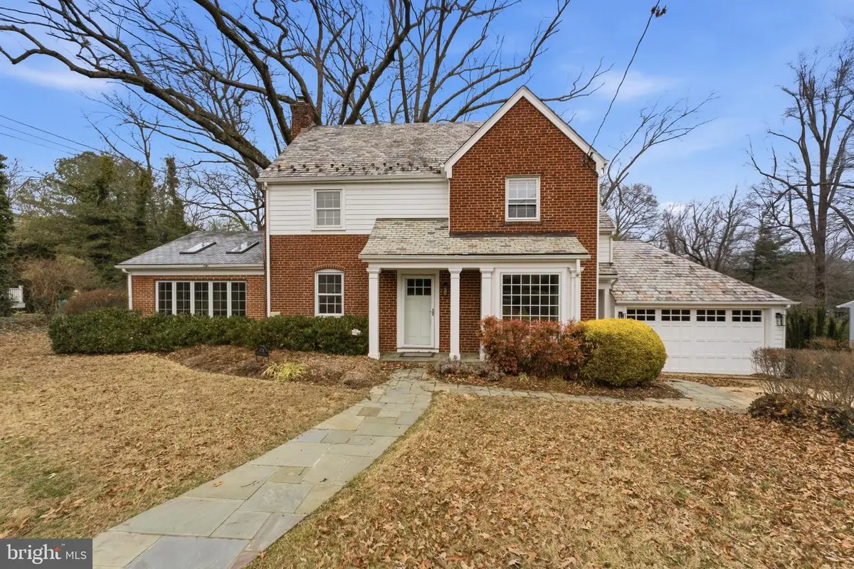 1724 Overlook Dr, Silver Spring, MD 20903 - #1