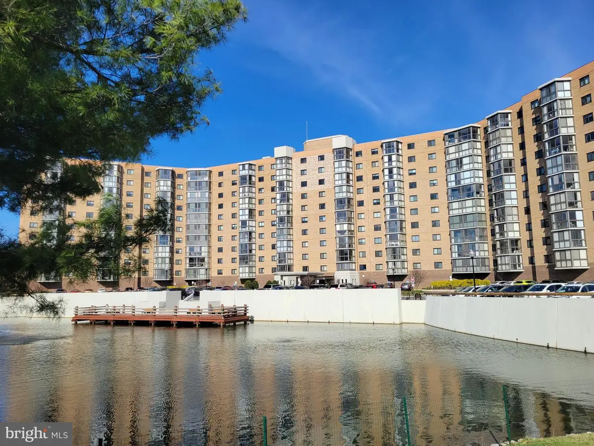 3330 N Leisure World Blvd N #5-109, Silver Spring, MD 20906 - #1
