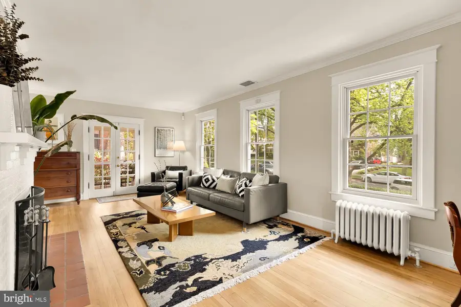 107 Grafton St, Chevy Chase, MD 20815 - #3
