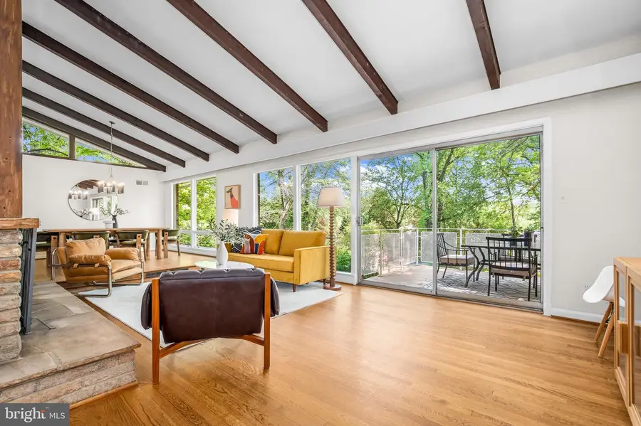 9115 Levelle Dr, Chevy Chase, MD 20815 - #3