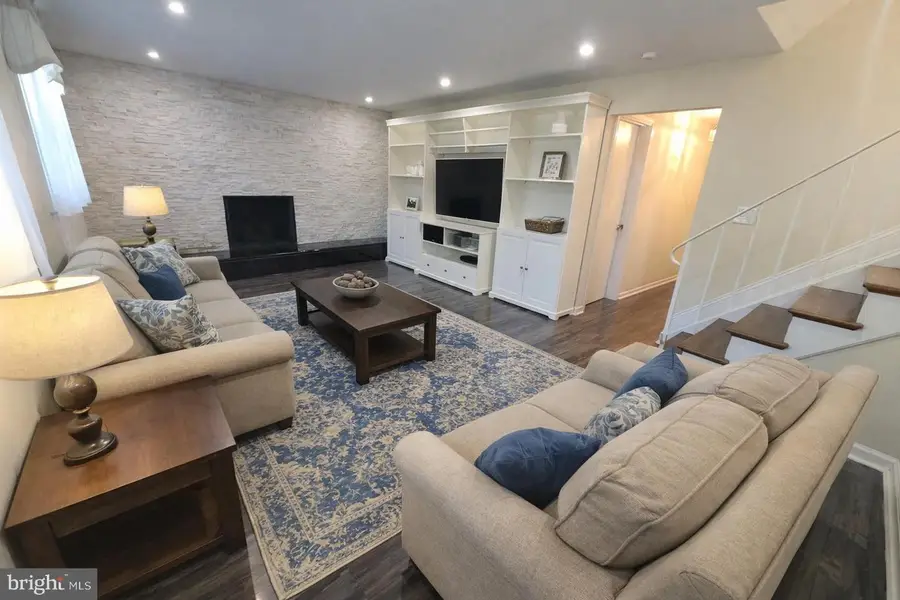 5 Garfield Ct, Gaithersburg, MD 20882 - #3