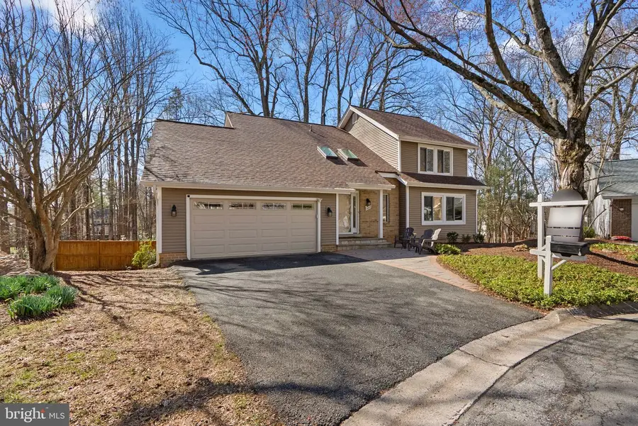 14505 Antigone Dr, Gaithersburg, MD 20878 - #3