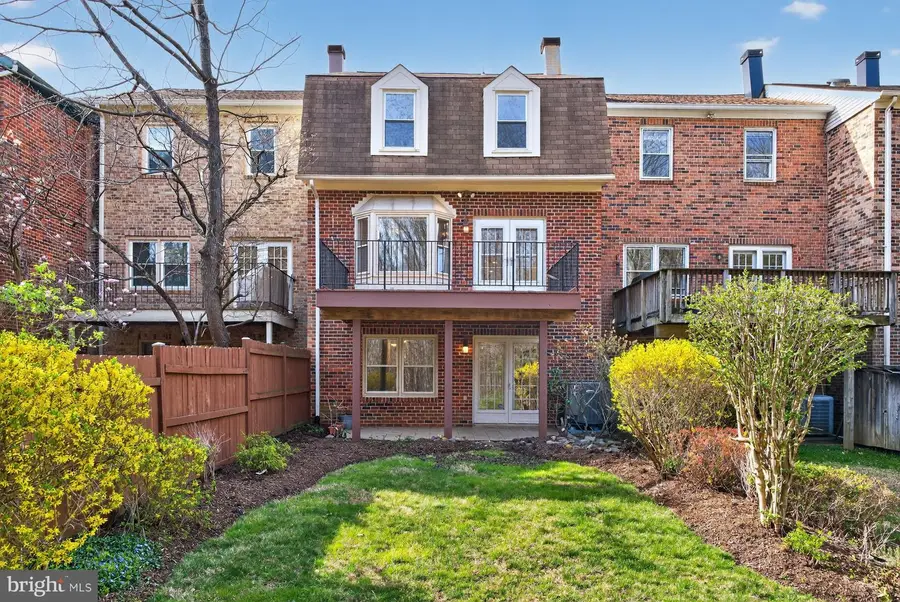 7521 Coddle Harbor Ln, Potomac, MD 20854 - #2