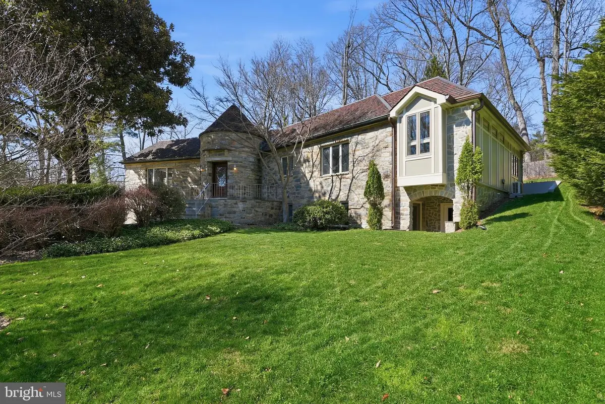 7709 Arrowood Ct, Bethesda, MD 20817 - #1