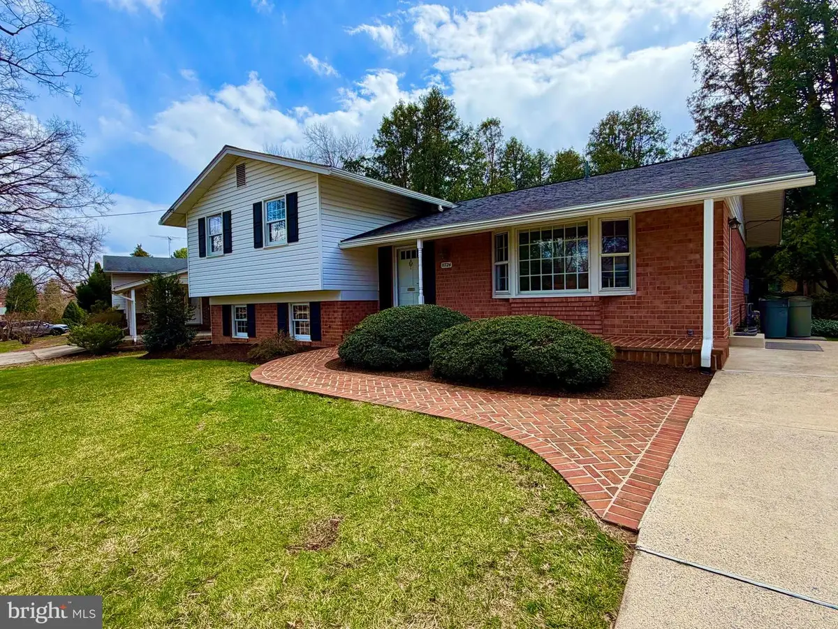 11724 Enid Dr, Potomac, MD 20854 - #1