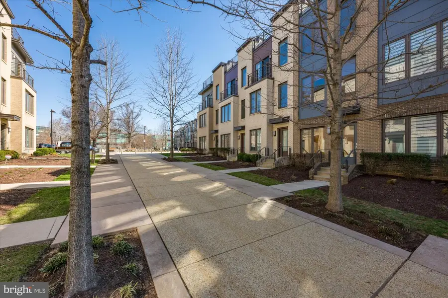 6662 Eames Way, Bethesda, MD 20817 - #2