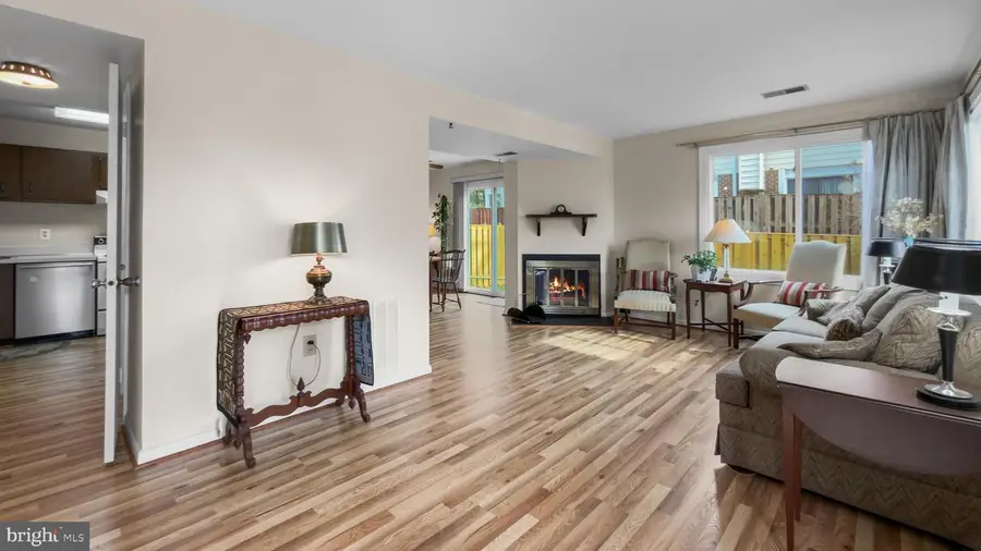 18600 Turmeric Ct, Germantown, MD 20874 - #2