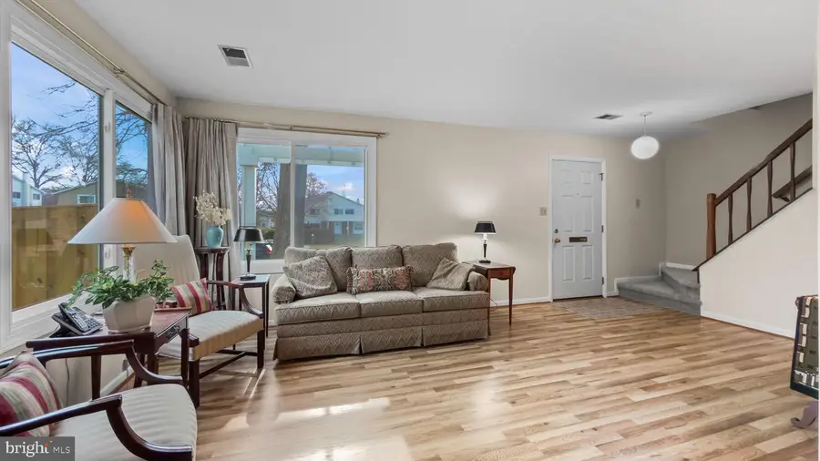 18600 Turmeric Ct, Germantown, MD 20874 - #3