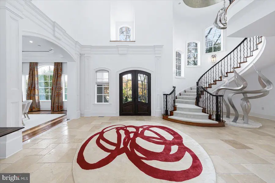 8710 Fernwood Rd, Bethesda, MD 20817 - #3