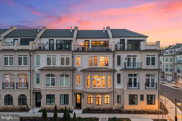 8197 River Rd, BETHESDA, MD 20817