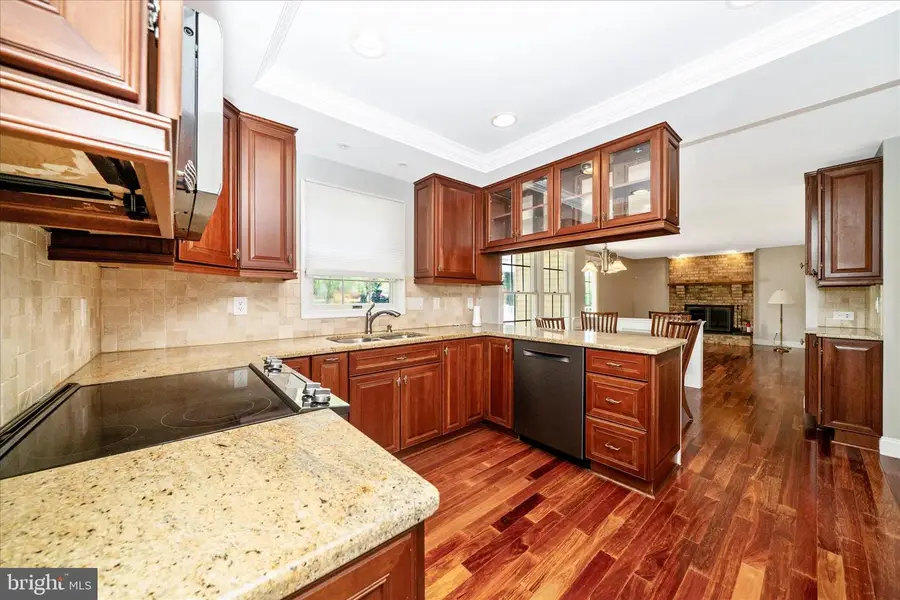 15623 Sycamore Ln, Rockville, MD 20853 - #3