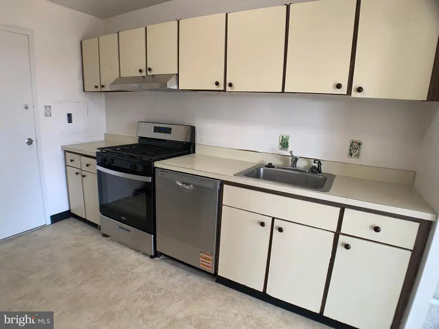 1111 University Blvd W #919-a, Silver Spring, MD 20902 - #2