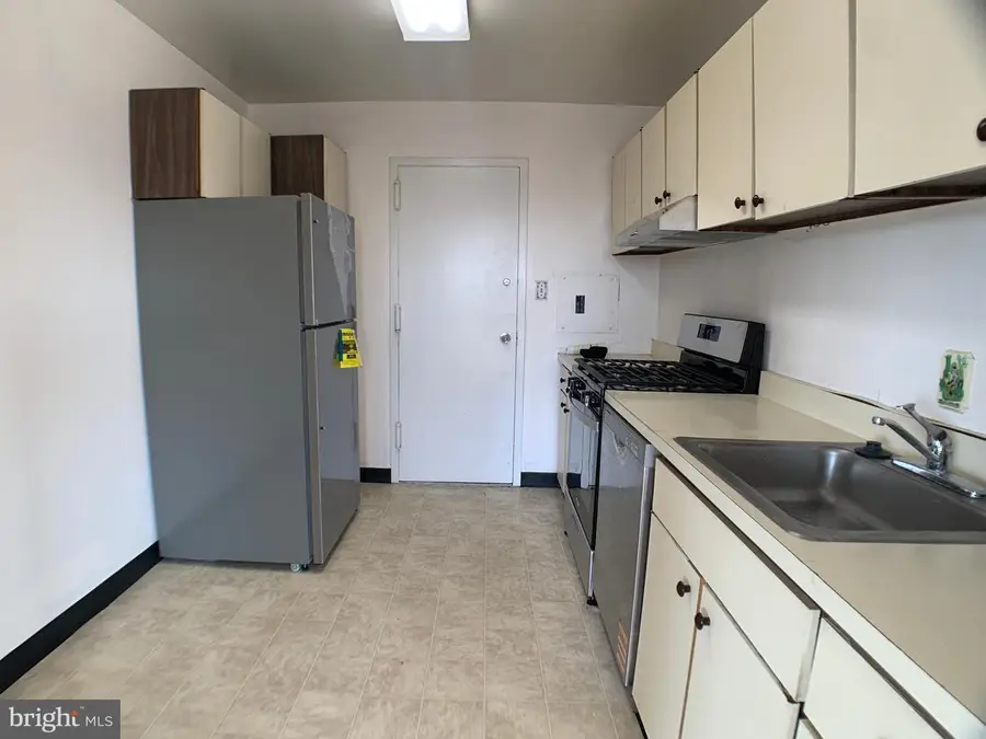 1111 University Blvd W #919-a, Silver Spring, MD 20902 - #3