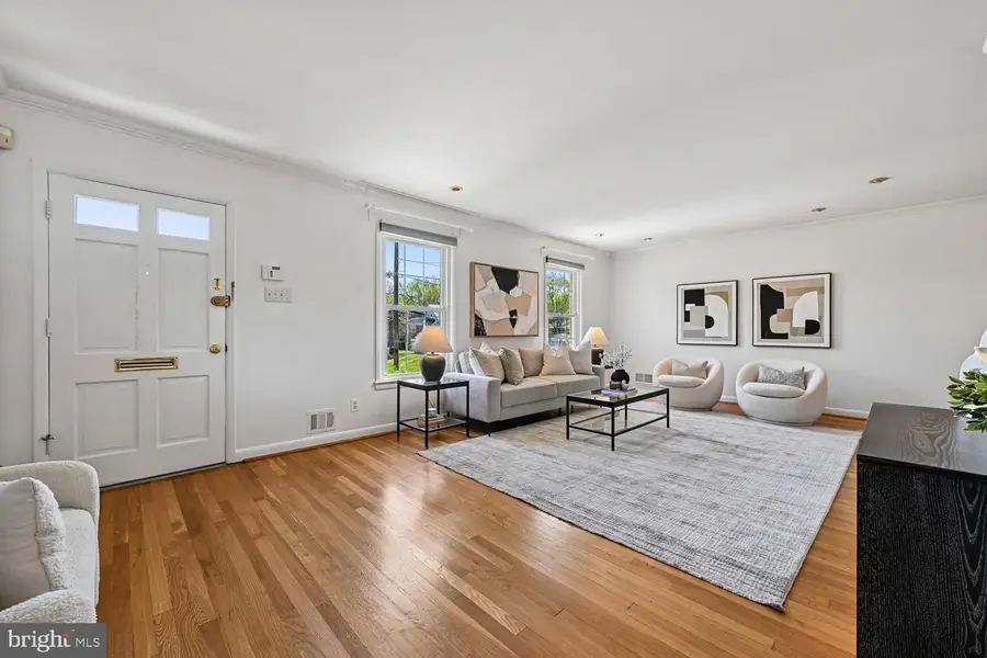 10706 Stoneyhill Dr, Silver Spring, MD 20901 - #3