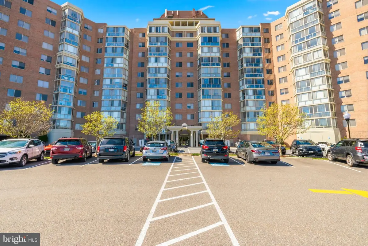 3200 N Leisure World Blvd #111, Silver Spring, MD 20906 - #1