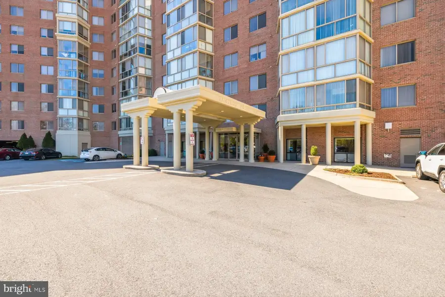 3200 N Leisure World Blvd #111, Silver Spring, MD 20906 - #2