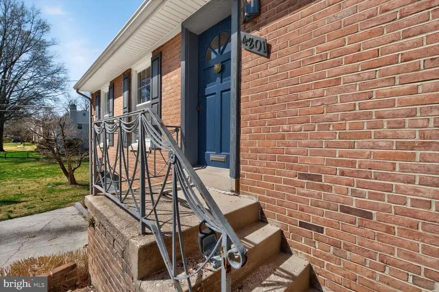 4201 Dunnel Ln, Kensington, MD 20895 - #3