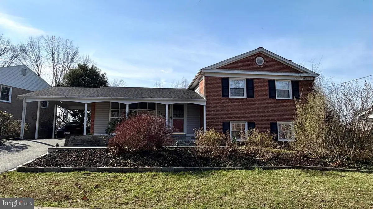 1400 Stratton Dr, Rockville, MD 20854 - #1