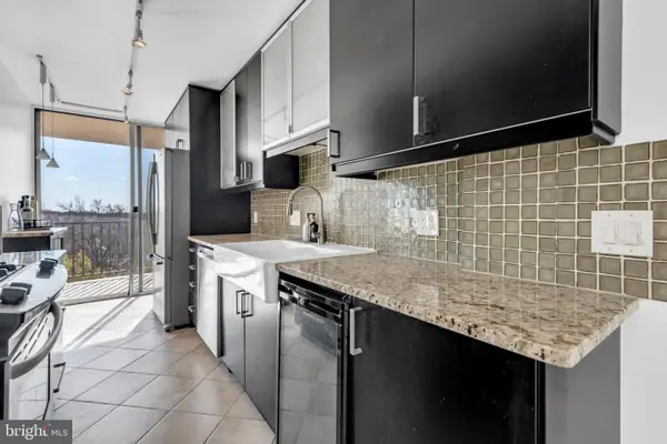 3333 University Blvd W #1008, KENSINGTON, MD 20895