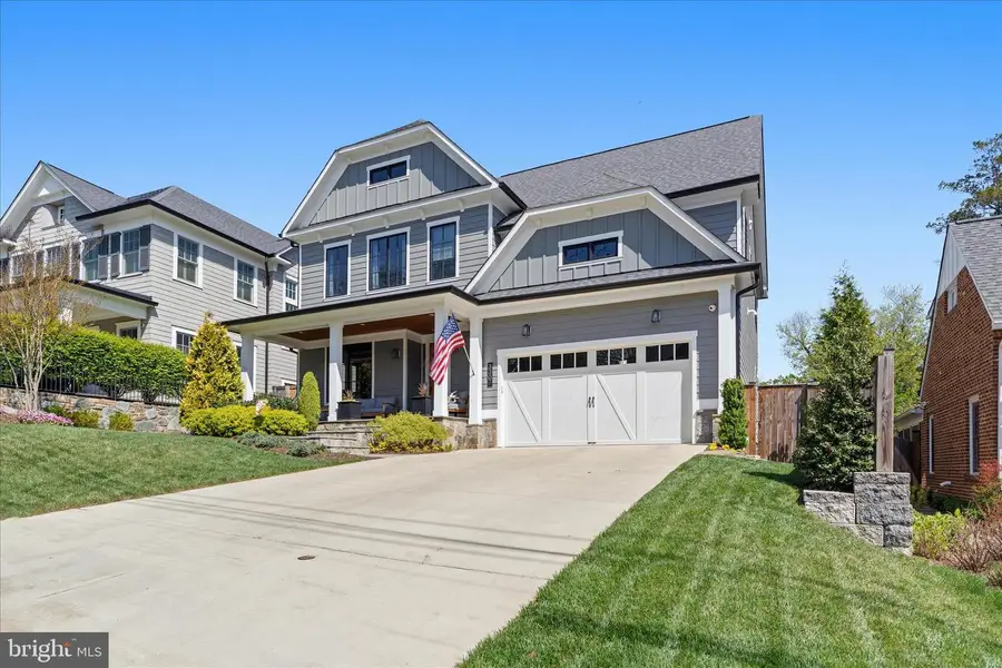 3307 Cummings Ln, Chevy Chase, MD 20815 - #3