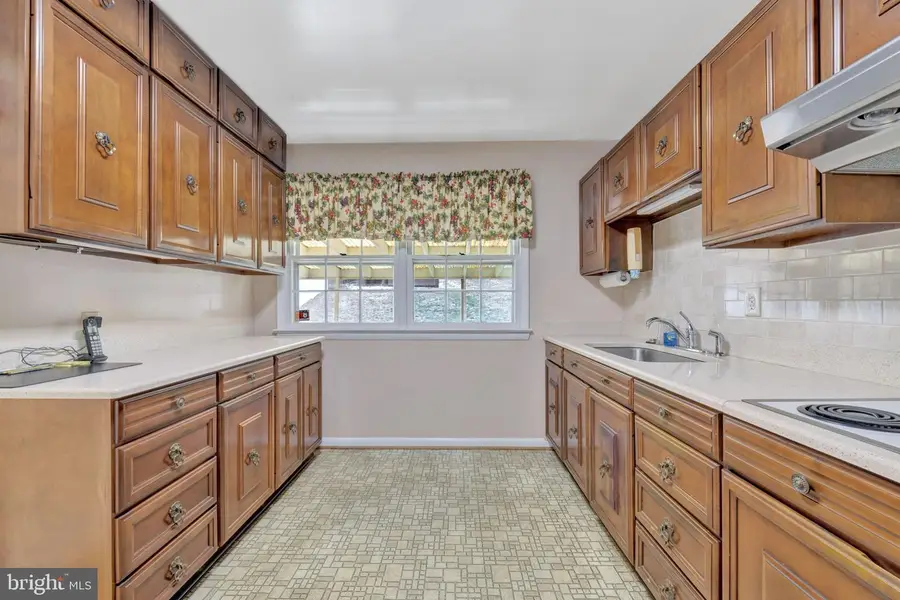 11319 Woodson Ave, Kensington, MD 20895 - #2