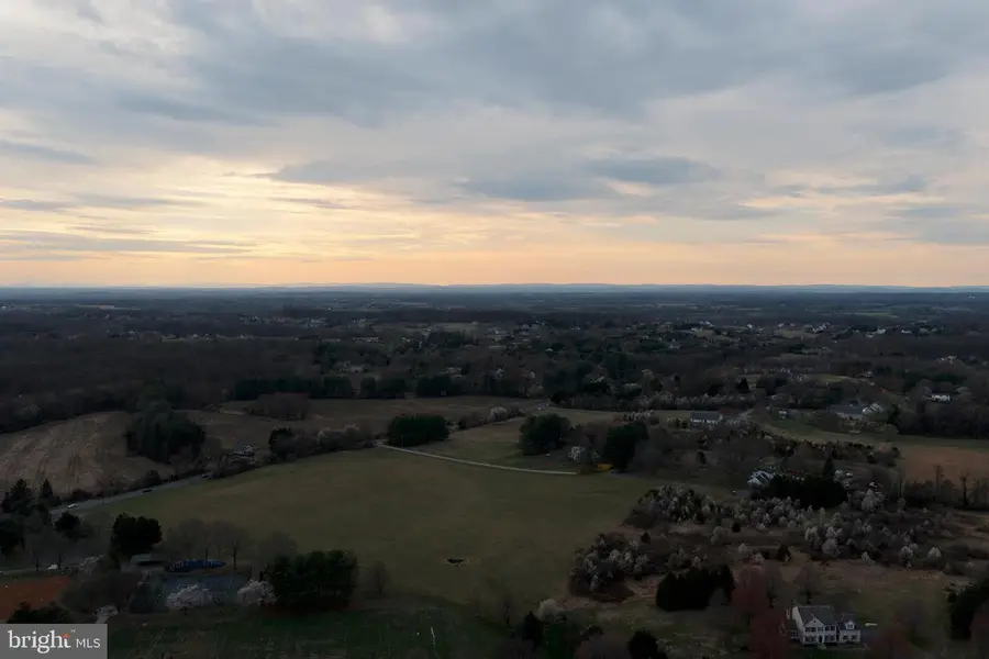 14321 Darnestown Rd, Gaithersburg, MD 20878 - #2