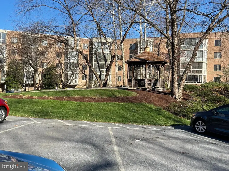 2900 N Leisure World Blvd #212, Silver Spring, MD 20906 - #2