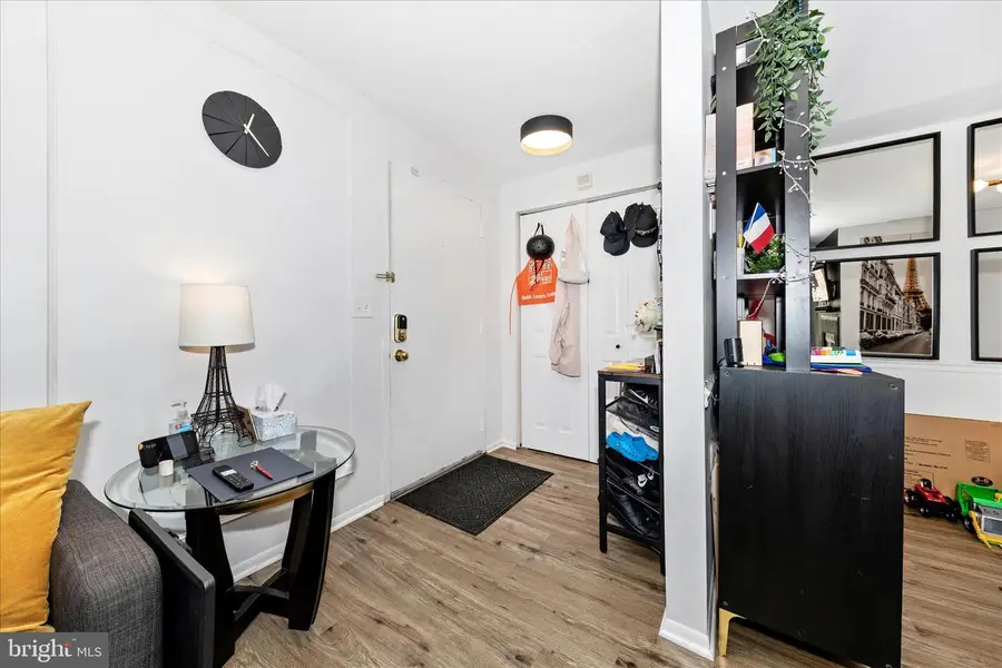 18100 Chalet Dr #13-301, Germantown, MD 20874 - #2