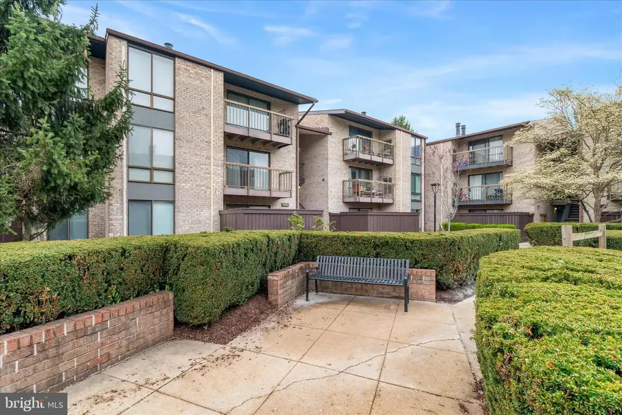 10000 Stedwick Rd #104, Montgomery Village, MD 20886 - #2