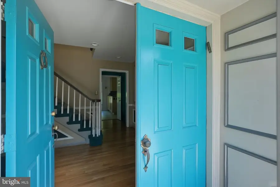 7556 Pepperell Dr, Bethesda, MD 20817 - #3