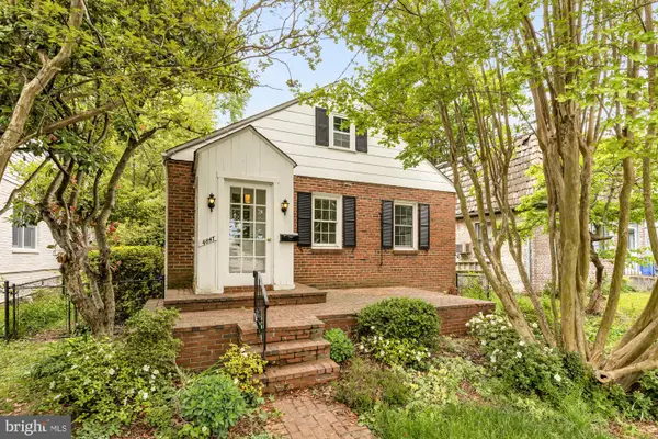 4847 Bayard Blvd, BETHESDA, MD 20816