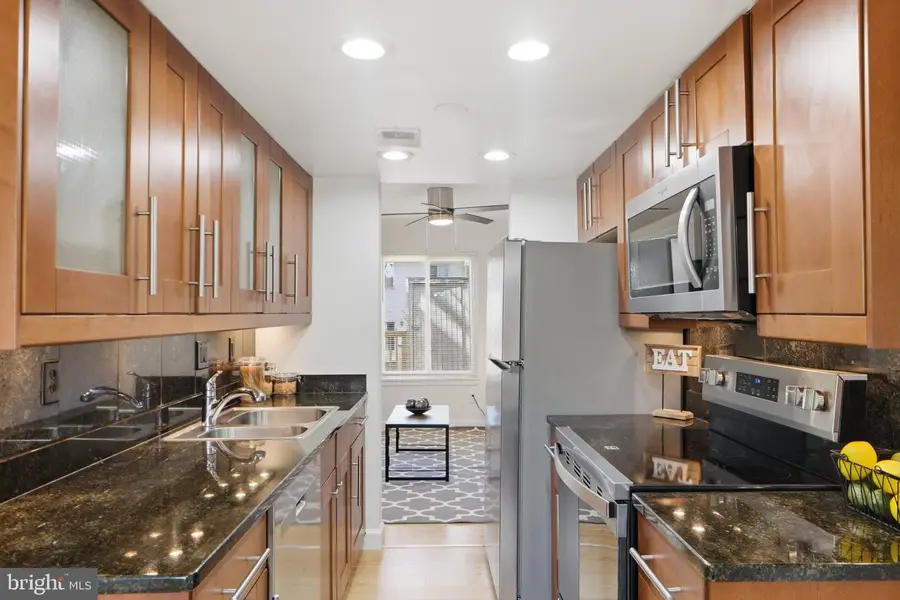 9637 Marston Ln, Gaithersburg, MD 20886 - #2