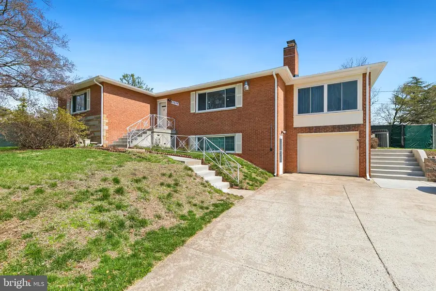 12829 Baker Dr, Silver Spring, MD 20904 - #3