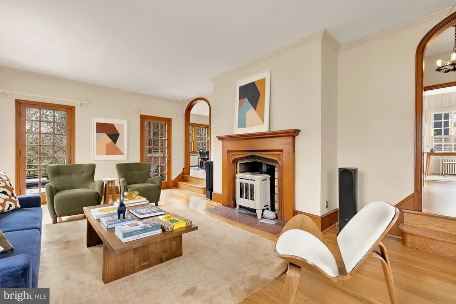 8101 Park Crest Dr, Silver Spring, MD 20910 - #2