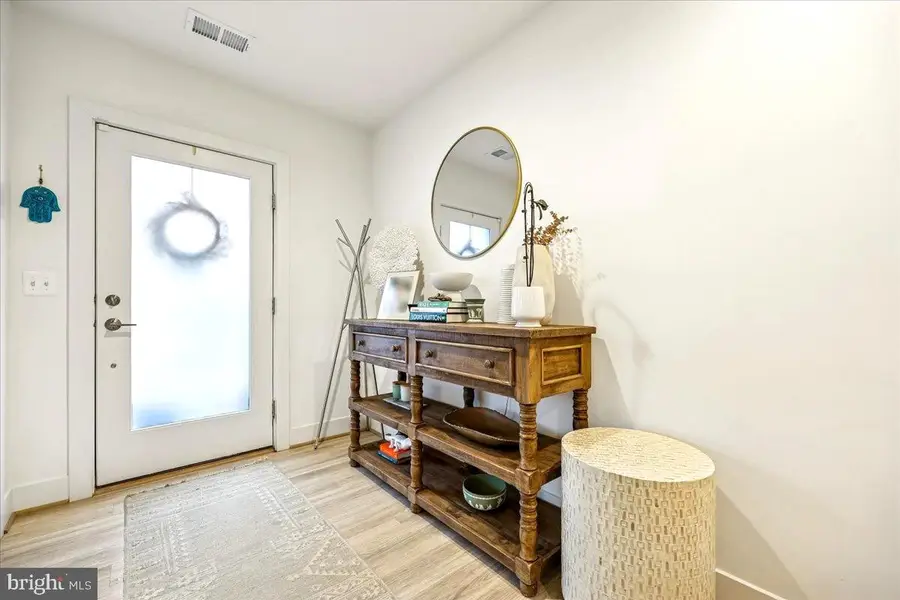 3717 Blue Lobelia Way, Rockville, MD 20852 - #2