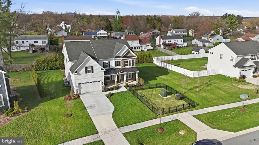 19929 Bodmer Ave, Poolesville, MD 20837 - #2