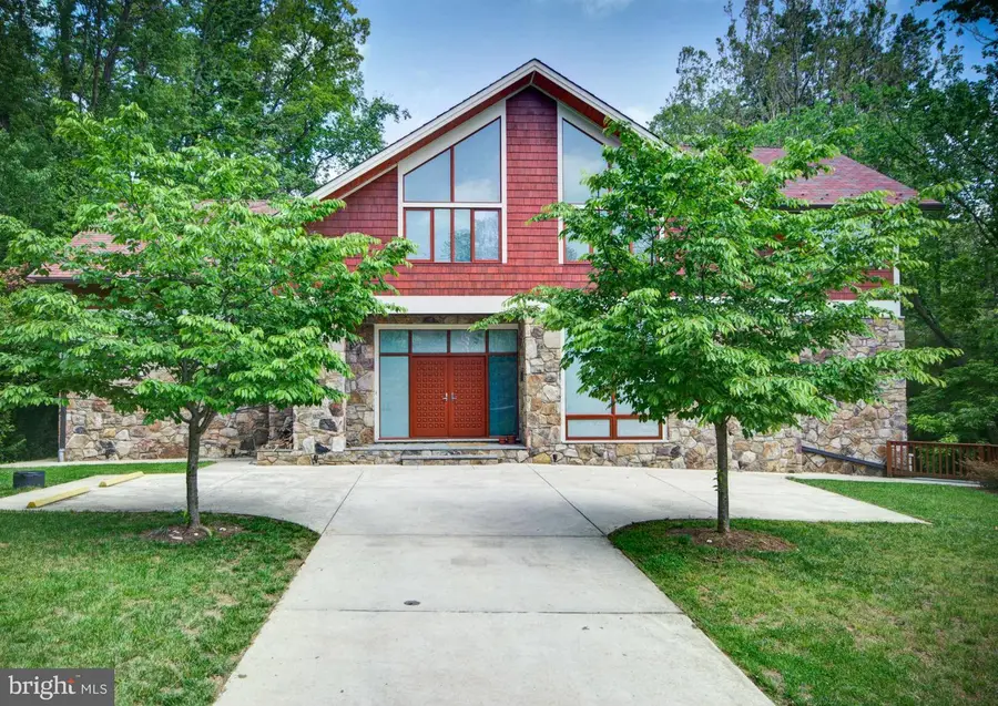 6525 76th St, Cabin John, MD 20818 - #2