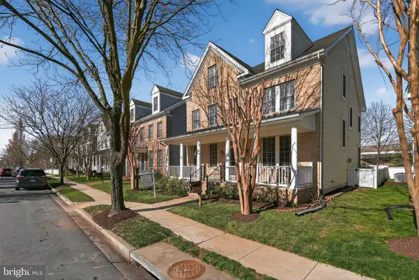 809 Royal Cres, ROCKVILLE, MD 20850